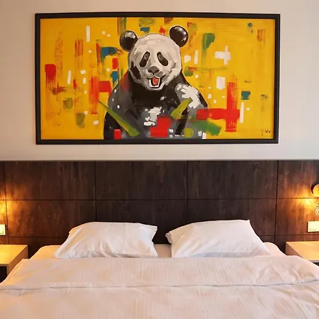 Sar-per Hotel