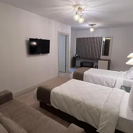 Sar-per Hotel